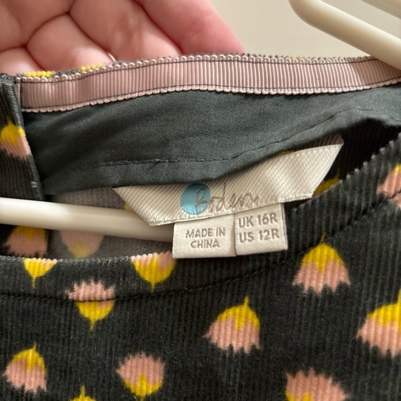 Boden Amber  Corduroy Dress Green Floral Size 12 R Knee Length Pockets Floral - Picture 4 of 6